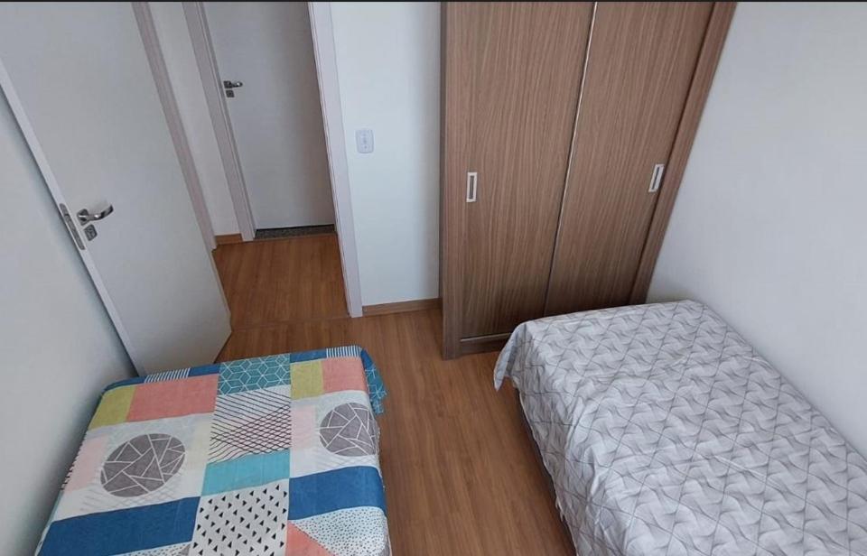 Apartamento Aconchegante, Linda Vista E Com Garagem Гуарапари Екстериор снимка